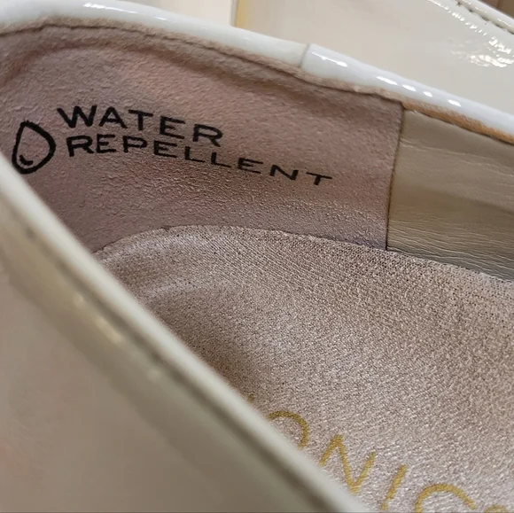 Vionic Willa Wedge Loafers Size 7W Water Repellant - Picture 5 of 11